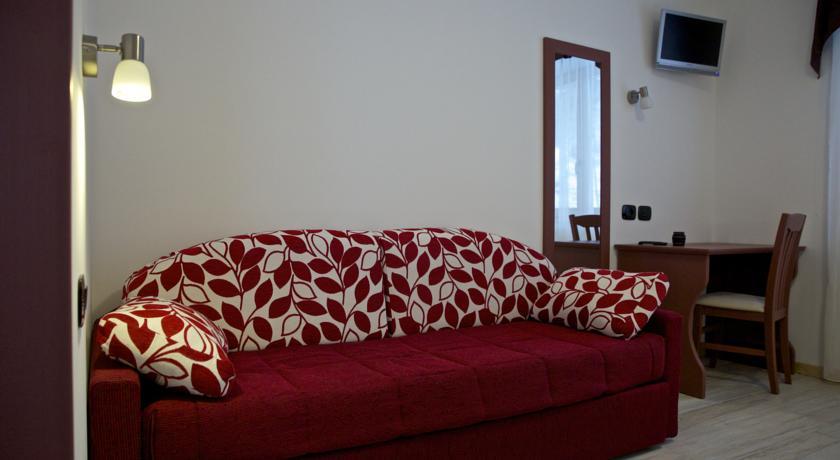 Hotel Abete Rosso Rabbi Esterno foto