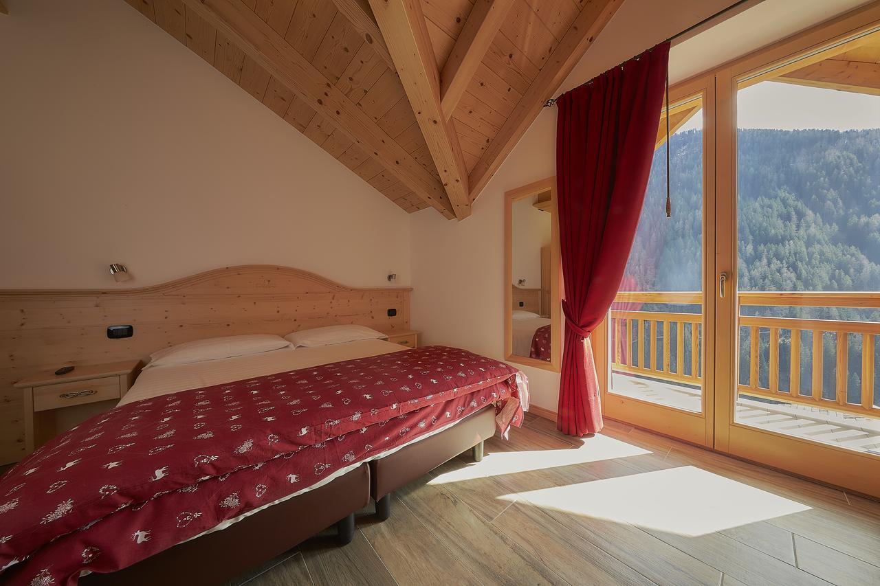 Hotel Abete Rosso Rabbi Esterno foto